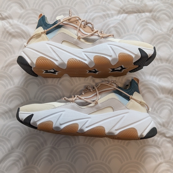 ASH Sneakers - Picture 8 of 8